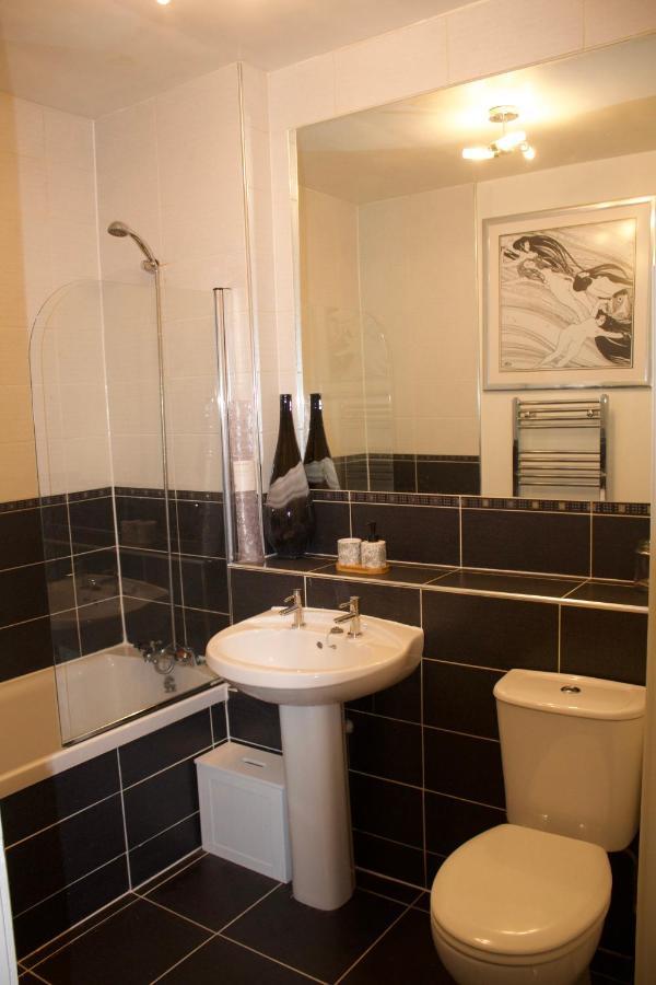 Lovely 1 Bed Flat In Stockbridge, Near Edinburghs City Centre Zewnętrze zdjęcie